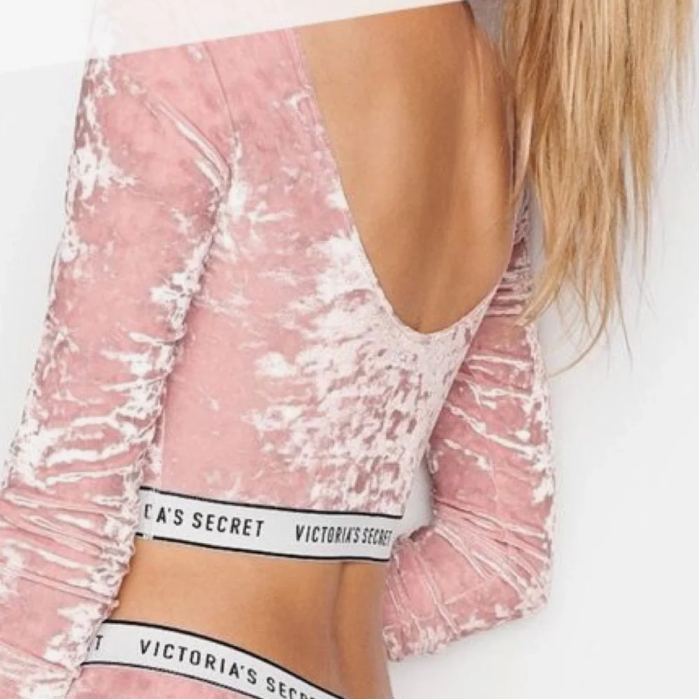 Victorias Secret Top Shorts Womens Pink Crushed Velvet Crop Sleep Set🩷BNWT🩷 - Picture 2 of 16
